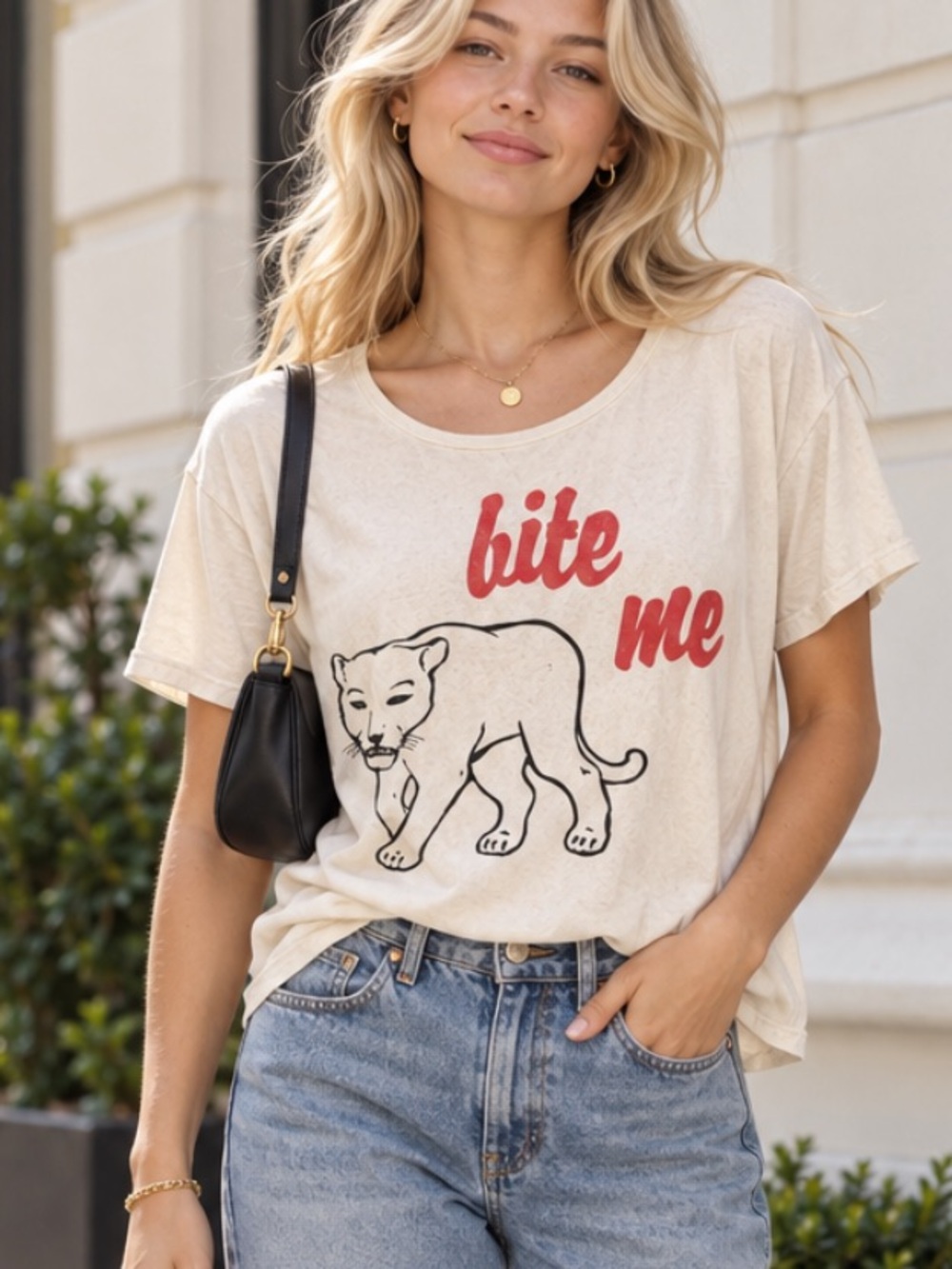 LNA Bite Me Cougar Graphic T-Shirt Cream Size Small Made in USA 57262